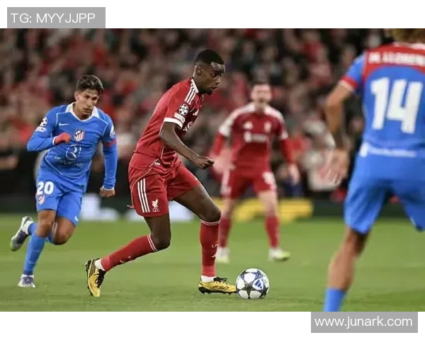 足总杯激战尤文图斯大胜拜仁红牌事件引发全场热议与争议