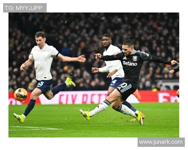 足总杯大战曼联狂胜热刺五球大捷全场沸腾瞬间回顾