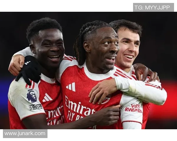 曼城大胜阿森纳五球狂潮引爆世界杯赛场精彩瞬间回顾 曼城大胜阿森纳五球狂潮引爆世界杯赛场精彩瞬间回顾