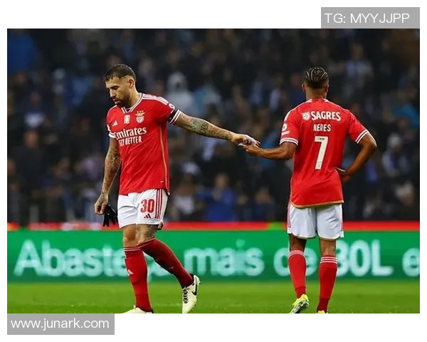 足总杯惊天逆转本菲卡4-0利物浦乌龙球成比赛转折点解析