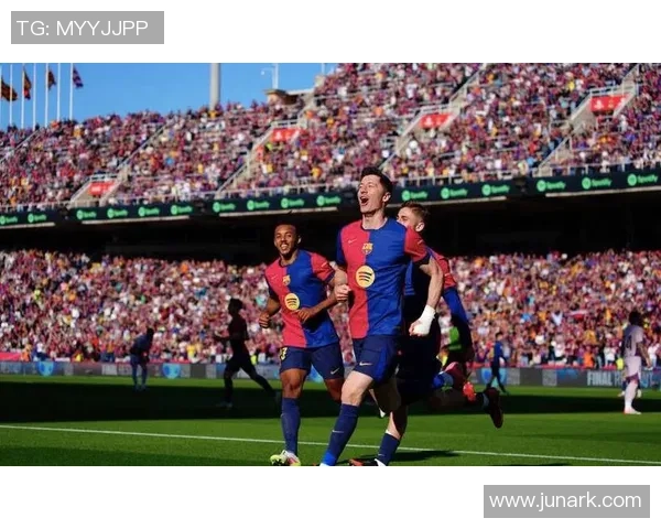 足总杯精彩对决曼城与巴萨战成平局十大进球回顾引爆全场气氛