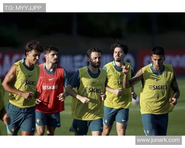 西甲激战本菲卡逆转国米补时绝杀引发争议判罚全场沸腾