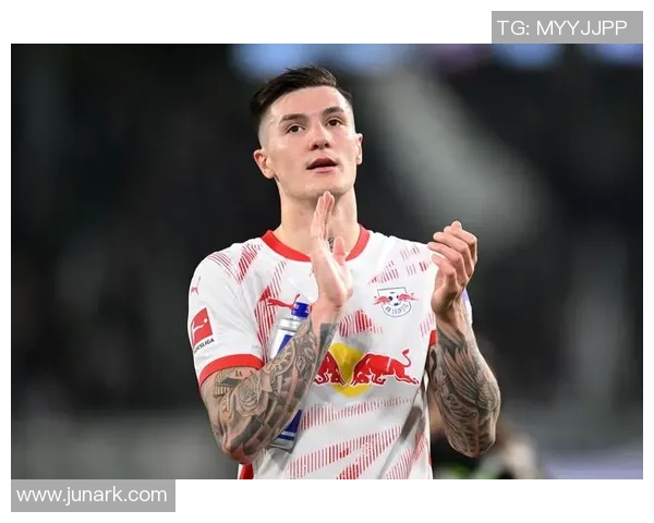 英超精彩对决那不勒斯与莱比锡战成平局冷门瞬间引发全场沸腾 英超精彩对决那不勒斯与莱比锡战成平局冷门瞬间引发全场沸腾